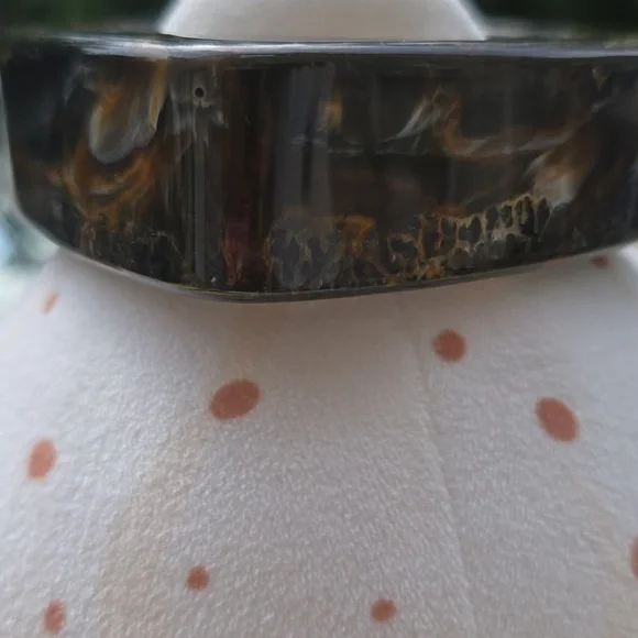 Charming Yellow and Black Women's Necklace Set - Picture 5 of 8